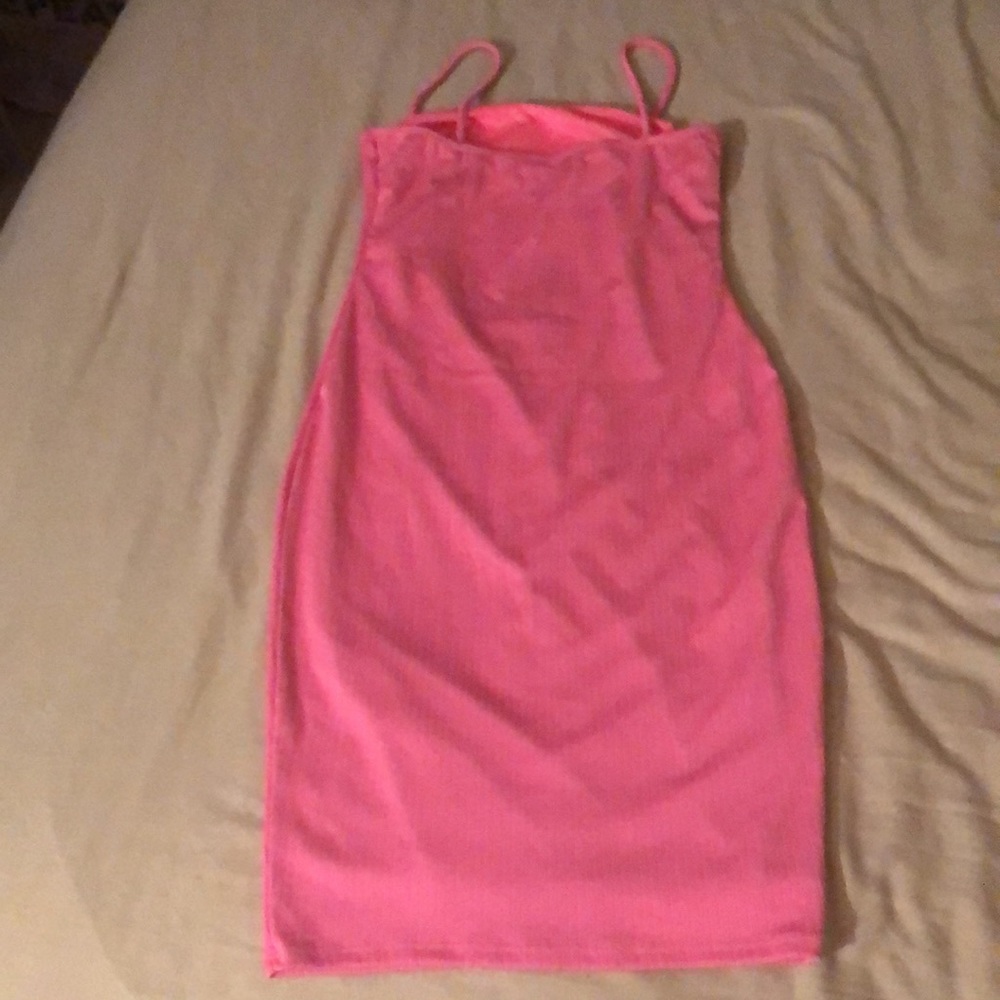Dress - Picture 3 of 3
